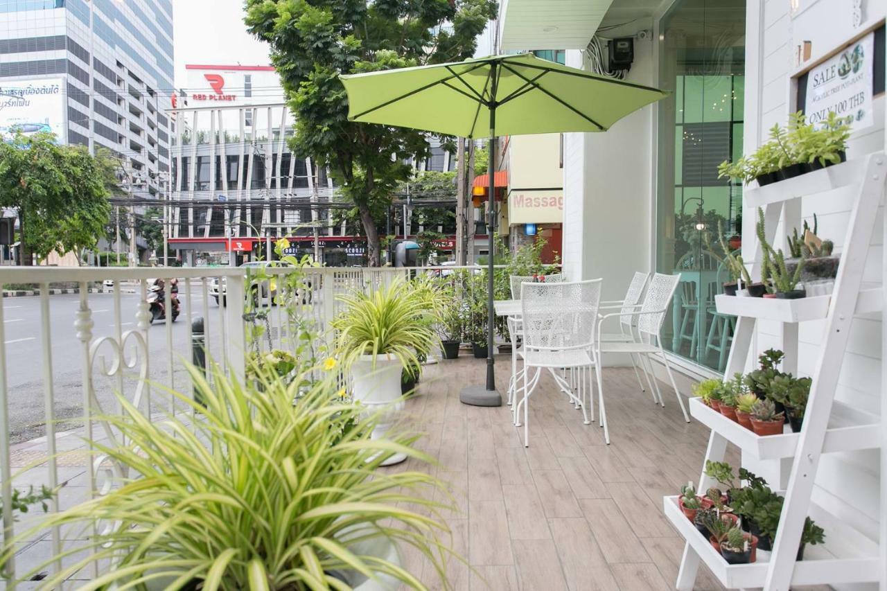 Mali @Silom Boutique Hotel バンコク都 エクステリア 写真